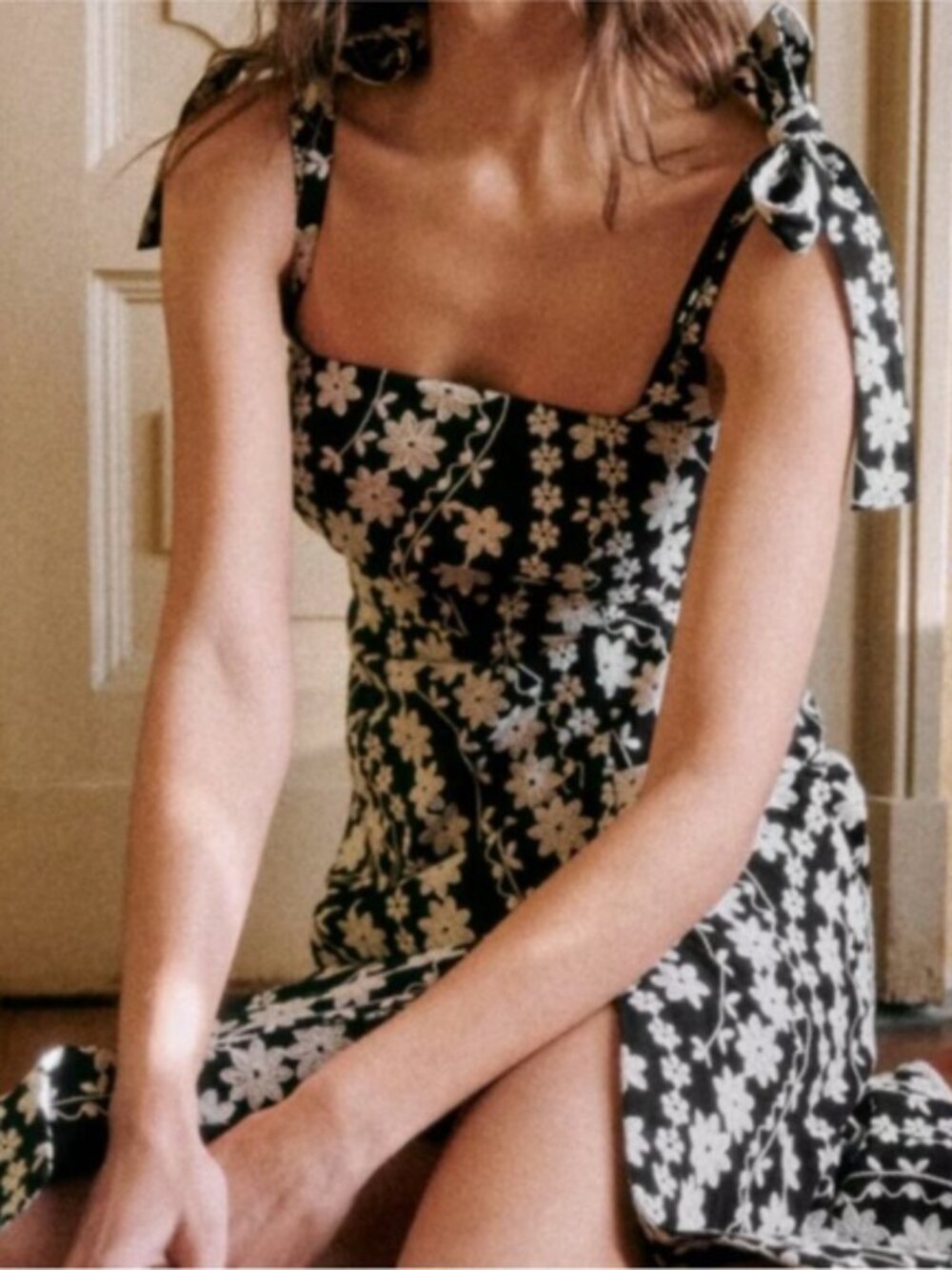 Like New Sezane Dorotha Floral Dress Size 36 - Picture 2 of 6